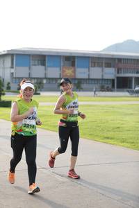 BIB: 2214, 2213
                            <button type="button" onclick="openModal(3805399)" class="btn btn-primary btn-sm float-right btn-popup" data-toggle="modal" data-target=".modal-high-quality">
                        <i class="fas fa-shopping-cart"></i> Add to Cart
                    </button>
                                            <button type="button" onclick="isThisMe(3805399, true)" class="btn btn-success btn-sm float-right btn-popup btn-isme hidden" data-toggle="tooltip" data-placement="bottom" title="นี่คือรูปของคุณใช่ไหม คลิกที่นี่เพื่อเอาเข้าอัลบั้ม">
                        <i class="fas fa-plus"></i> Add to album
                    </button>
                    <button type="button" onclick="isThisMe(3805399, false)" class="btn btn-warning btn-sm float-right btn-popup btn-isnotme hidden">
                        <i class="fas fa-ban"></i> Remove from album
                    </button>