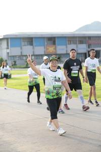 BIB: 632
                            <button type="button" onclick="openModal(3804315)" class="btn btn-primary btn-sm float-right btn-popup" data-toggle="modal" data-target=".modal-high-quality">
                        <i class="fas fa-shopping-cart"></i> Add to Cart
                    </button>
                                            <button type="button" onclick="isThisMe(3804315, true)" class="btn btn-success btn-sm float-right btn-popup btn-isme hidden" data-toggle="tooltip" data-placement="bottom" title="นี่คือรูปของคุณใช่ไหม คลิกที่นี่เพื่อเอาเข้าอัลบั้ม">
                        <i class="fas fa-plus"></i> Add to album
                    </button>
                    <button type="button" onclick="isThisMe(3804315, false)" class="btn btn-warning btn-sm float-right btn-popup btn-isnotme hidden">
                        <i class="fas fa-ban"></i> Remove from album
                    </button>