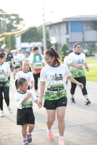 BIB: 
                            <button type="button" onclick="openModal(3804027)" class="btn btn-primary btn-sm float-right btn-popup" data-toggle="modal" data-target=".modal-high-quality">
                        <i class="fas fa-shopping-cart"></i> Add to Cart
                    </button>
                                            <button type="button" onclick="isThisMe(3804027, true)" class="btn btn-success btn-sm float-right btn-popup btn-isme hidden" data-toggle="tooltip" data-placement="bottom" title="นี่คือรูปของคุณใช่ไหม คลิกที่นี่เพื่อเอาเข้าอัลบั้ม">
                        <i class="fas fa-plus"></i> Add to album
                    </button>
                    <button type="button" onclick="isThisMe(3804027, false)" class="btn btn-warning btn-sm float-right btn-popup btn-isnotme hidden">
                        <i class="fas fa-ban"></i> Remove from album
                    </button>