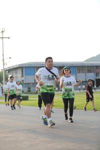 BIB: 2693, 403
                            <button type="button" onclick="openModal(3802754)" class="btn btn-primary btn-sm float-right btn-popup" data-toggle="modal" data-target=".modal-high-quality">
                        <i class="fas fa-shopping-cart"></i> Add to Cart
                    </button>
                                            <button type="button" onclick="isThisMe(3802754, true)" class="btn btn-success btn-sm float-right btn-popup btn-isme hidden" data-toggle="tooltip" data-placement="bottom" title="นี่คือรูปของคุณใช่ไหม คลิกที่นี่เพื่อเอาเข้าอัลบั้ม">
                        <i class="fas fa-plus"></i> Add to album
                    </button>
                    <button type="button" onclick="isThisMe(3802754, false)" class="btn btn-warning btn-sm float-right btn-popup btn-isnotme hidden">
                        <i class="fas fa-ban"></i> Remove from album
                    </button>