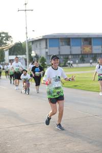 BIB: 1851
                            <button type="button" onclick="openModal(3804093)" class="btn btn-primary btn-sm float-right btn-popup" data-toggle="modal" data-target=".modal-high-quality">
                        <i class="fas fa-shopping-cart"></i> Add to Cart
                    </button>
                                            <button type="button" onclick="isThisMe(3804093, true)" class="btn btn-success btn-sm float-right btn-popup btn-isme hidden" data-toggle="tooltip" data-placement="bottom" title="นี่คือรูปของคุณใช่ไหม คลิกที่นี่เพื่อเอาเข้าอัลบั้ม">
                        <i class="fas fa-plus"></i> Add to album
                    </button>
                    <button type="button" onclick="isThisMe(3804093, false)" class="btn btn-warning btn-sm float-right btn-popup btn-isnotme hidden">
                        <i class="fas fa-ban"></i> Remove from album
                    </button>