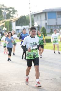 BIB: 1857
                            <button type="button" onclick="openModal(3803833)" class="btn btn-primary btn-sm float-right btn-popup" data-toggle="modal" data-target=".modal-high-quality">
                        <i class="fas fa-shopping-cart"></i> Add to Cart
                    </button>
                                            <button type="button" onclick="isThisMe(3803833, true)" class="btn btn-success btn-sm float-right btn-popup btn-isme hidden" data-toggle="tooltip" data-placement="bottom" title="นี่คือรูปของคุณใช่ไหม คลิกที่นี่เพื่อเอาเข้าอัลบั้ม">
                        <i class="fas fa-plus"></i> Add to album
                    </button>
                    <button type="button" onclick="isThisMe(3803833, false)" class="btn btn-warning btn-sm float-right btn-popup btn-isnotme hidden">
                        <i class="fas fa-ban"></i> Remove from album
                    </button>