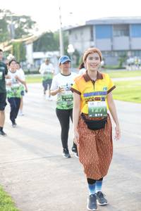 BIB: 1271
                            <button type="button" onclick="openModal(3803767)" class="btn btn-primary btn-sm float-right btn-popup" data-toggle="modal" data-target=".modal-high-quality">
                        <i class="fas fa-shopping-cart"></i> Add to Cart
                    </button>
                                            <button type="button" onclick="isThisMe(3803767, true)" class="btn btn-success btn-sm float-right btn-popup btn-isme hidden" data-toggle="tooltip" data-placement="bottom" title="นี่คือรูปของคุณใช่ไหม คลิกที่นี่เพื่อเอาเข้าอัลบั้ม">
                        <i class="fas fa-plus"></i> Add to album
                    </button>
                    <button type="button" onclick="isThisMe(3803767, false)" class="btn btn-warning btn-sm float-right btn-popup btn-isnotme hidden">
                        <i class="fas fa-ban"></i> Remove from album
                    </button>