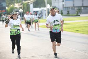 BIB: 2369, , 2670
                            <button type="button" onclick="openModal(3805278)" class="btn btn-primary btn-sm float-right btn-popup" data-toggle="modal" data-target=".modal-high-quality">
                        <i class="fas fa-shopping-cart"></i> Add to Cart
                    </button>
                                            <button type="button" onclick="isThisMe(3805278, true)" class="btn btn-success btn-sm float-right btn-popup btn-isme hidden" data-toggle="tooltip" data-placement="bottom" title="นี่คือรูปของคุณใช่ไหม คลิกที่นี่เพื่อเอาเข้าอัลบั้ม">
                        <i class="fas fa-plus"></i> Add to album
                    </button>
                    <button type="button" onclick="isThisMe(3805278, false)" class="btn btn-warning btn-sm float-right btn-popup btn-isnotme hidden">
                        <i class="fas fa-ban"></i> Remove from album
                    </button>