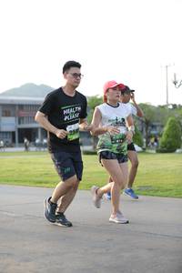 BIB: 
                            <button type="button" onclick="openModal(3802567)" class="btn btn-primary btn-sm float-right btn-popup" data-toggle="modal" data-target=".modal-high-quality">
                        <i class="fas fa-shopping-cart"></i> Add to Cart
                    </button>
                                            <button type="button" onclick="isThisMe(3802567, true)" class="btn btn-success btn-sm float-right btn-popup btn-isme hidden" data-toggle="tooltip" data-placement="bottom" title="นี่คือรูปของคุณใช่ไหม คลิกที่นี่เพื่อเอาเข้าอัลบั้ม">
                        <i class="fas fa-plus"></i> Add to album
                    </button>
                    <button type="button" onclick="isThisMe(3802567, false)" class="btn btn-warning btn-sm float-right btn-popup btn-isnotme hidden">
                        <i class="fas fa-ban"></i> Remove from album
                    </button>