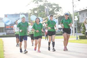 BIB: 
                            <button type="button" onclick="openModal(3805222)" class="btn btn-primary btn-sm float-right btn-popup" data-toggle="modal" data-target=".modal-high-quality">
                        <i class="fas fa-shopping-cart"></i> Add to Cart
                    </button>
                                            <button type="button" onclick="isThisMe(3805222, true)" class="btn btn-success btn-sm float-right btn-popup btn-isme hidden" data-toggle="tooltip" data-placement="bottom" title="นี่คือรูปของคุณใช่ไหม คลิกที่นี่เพื่อเอาเข้าอัลบั้ม">
                        <i class="fas fa-plus"></i> Add to album
                    </button>
                    <button type="button" onclick="isThisMe(3805222, false)" class="btn btn-warning btn-sm float-right btn-popup btn-isnotme hidden">
                        <i class="fas fa-ban"></i> Remove from album
                    </button>