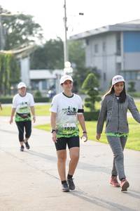 BIB: 1930
                            <button type="button" onclick="openModal(3805456)" class="btn btn-primary btn-sm float-right btn-popup" data-toggle="modal" data-target=".modal-high-quality">
                        <i class="fas fa-shopping-cart"></i> Add to Cart
                    </button>
                                            <button type="button" onclick="isThisMe(3805456, true)" class="btn btn-success btn-sm float-right btn-popup btn-isme hidden" data-toggle="tooltip" data-placement="bottom" title="นี่คือรูปของคุณใช่ไหม คลิกที่นี่เพื่อเอาเข้าอัลบั้ม">
                        <i class="fas fa-plus"></i> Add to album
                    </button>
                    <button type="button" onclick="isThisMe(3805456, false)" class="btn btn-warning btn-sm float-right btn-popup btn-isnotme hidden">
                        <i class="fas fa-ban"></i> Remove from album
                    </button>