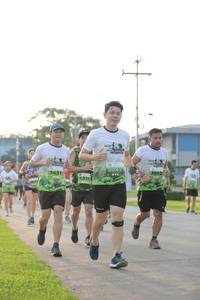 BIB: 2002, 1431
                            <button type="button" onclick="openModal(3802689)" class="btn btn-primary btn-sm float-right btn-popup" data-toggle="modal" data-target=".modal-high-quality">
                        <i class="fas fa-shopping-cart"></i> Add to Cart
                    </button>
                                            <button type="button" onclick="isThisMe(3802689, true)" class="btn btn-success btn-sm float-right btn-popup btn-isme hidden" data-toggle="tooltip" data-placement="bottom" title="นี่คือรูปของคุณใช่ไหม คลิกที่นี่เพื่อเอาเข้าอัลบั้ม">
                        <i class="fas fa-plus"></i> Add to album
                    </button>
                    <button type="button" onclick="isThisMe(3802689, false)" class="btn btn-warning btn-sm float-right btn-popup btn-isnotme hidden">
                        <i class="fas fa-ban"></i> Remove from album
                    </button>