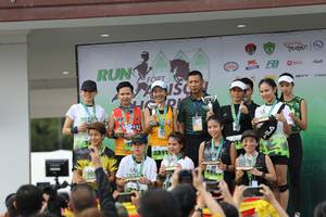 BIB: 
                            <button type="button" onclick="openModal(3805634)" class="btn btn-primary btn-sm float-right btn-popup" data-toggle="modal" data-target=".modal-high-quality">
                        <i class="fas fa-shopping-cart"></i> Add to Cart
                    </button>
                                            <button type="button" onclick="isThisMe(3805634, true)" class="btn btn-success btn-sm float-right btn-popup btn-isme hidden" data-toggle="tooltip" data-placement="bottom" title="นี่คือรูปของคุณใช่ไหม คลิกที่นี่เพื่อเอาเข้าอัลบั้ม">
                        <i class="fas fa-plus"></i> Add to album
                    </button>
                    <button type="button" onclick="isThisMe(3805634, false)" class="btn btn-warning btn-sm float-right btn-popup btn-isnotme hidden">
                        <i class="fas fa-ban"></i> Remove from album
                    </button>