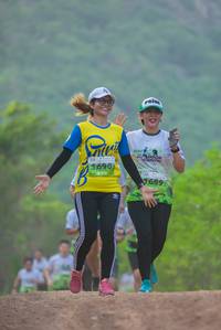 BIB: 1690, 689
                            <button type="button" onclick="openModal(3763205)" class="btn btn-primary btn-sm float-right btn-popup" data-toggle="modal" data-target=".modal-high-quality">
                        <i class="fas fa-shopping-cart"></i> Add to Cart
                    </button>
                                            <button type="button" onclick="isThisMe(3763205, true)" class="btn btn-success btn-sm float-right btn-popup btn-isme hidden" data-toggle="tooltip" data-placement="bottom" title="นี่คือรูปของคุณใช่ไหม คลิกที่นี่เพื่อเอาเข้าอัลบั้ม">
                        <i class="fas fa-plus"></i> Add to album
                    </button>
                    <button type="button" onclick="isThisMe(3763205, false)" class="btn btn-warning btn-sm float-right btn-popup btn-isnotme hidden">
                        <i class="fas fa-ban"></i> Remove from album
                    </button>