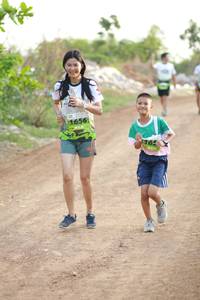 BIB: 1656
                            <button type="button" onclick="openModal(3617972)" class="btn btn-primary btn-sm float-right btn-popup" data-toggle="modal" data-target=".modal-high-quality">
                        <i class="fas fa-shopping-cart"></i> Add to Cart
                    </button>
                                            <button type="button" onclick="isThisMe(3617972, true)" class="btn btn-success btn-sm float-right btn-popup btn-isme hidden" data-toggle="tooltip" data-placement="bottom" title="นี่คือรูปของคุณใช่ไหม คลิกที่นี่เพื่อเอาเข้าอัลบั้ม">
                        <i class="fas fa-plus"></i> Add to album
                    </button>
                    <button type="button" onclick="isThisMe(3617972, false)" class="btn btn-warning btn-sm float-right btn-popup btn-isnotme hidden">
                        <i class="fas fa-ban"></i> Remove from album
                    </button>