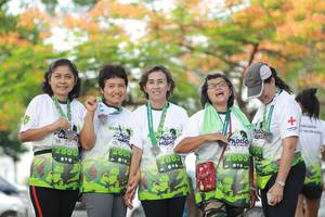 BIB: 2666
                            <button type="button" onclick="openModal(3618299)" class="btn btn-primary btn-sm float-right btn-popup" data-toggle="modal" data-target=".modal-high-quality">
                        <i class="fas fa-shopping-cart"></i> Add to Cart
                    </button>
                                            <button type="button" onclick="isThisMe(3618299, true)" class="btn btn-success btn-sm float-right btn-popup btn-isme hidden" data-toggle="tooltip" data-placement="bottom" title="นี่คือรูปของคุณใช่ไหม คลิกที่นี่เพื่อเอาเข้าอัลบั้ม">
                        <i class="fas fa-plus"></i> Add to album
                    </button>
                    <button type="button" onclick="isThisMe(3618299, false)" class="btn btn-warning btn-sm float-right btn-popup btn-isnotme hidden">
                        <i class="fas fa-ban"></i> Remove from album
                    </button>