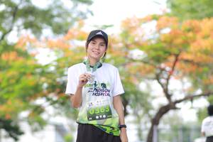 BIB: 0343
                            <button type="button" onclick="openModal(3618314)" class="btn btn-primary btn-sm float-right btn-popup" data-toggle="modal" data-target=".modal-high-quality">
                        <i class="fas fa-shopping-cart"></i> Add to Cart
                    </button>
                                            <button type="button" onclick="isThisMe(3618314, true)" class="btn btn-success btn-sm float-right btn-popup btn-isme hidden" data-toggle="tooltip" data-placement="bottom" title="นี่คือรูปของคุณใช่ไหม คลิกที่นี่เพื่อเอาเข้าอัลบั้ม">
                        <i class="fas fa-plus"></i> Add to album
                    </button>
                    <button type="button" onclick="isThisMe(3618314, false)" class="btn btn-warning btn-sm float-right btn-popup btn-isnotme hidden">
                        <i class="fas fa-ban"></i> Remove from album
                    </button>