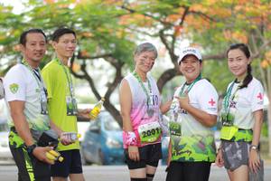 BIB: 2001
                            <button type="button" onclick="openModal(3618289)" class="btn btn-primary btn-sm float-right btn-popup" data-toggle="modal" data-target=".modal-high-quality">
                        <i class="fas fa-shopping-cart"></i> Add to Cart
                    </button>
                                            <button type="button" onclick="isThisMe(3618289, true)" class="btn btn-success btn-sm float-right btn-popup btn-isme hidden" data-toggle="tooltip" data-placement="bottom" title="นี่คือรูปของคุณใช่ไหม คลิกที่นี่เพื่อเอาเข้าอัลบั้ม">
                        <i class="fas fa-plus"></i> Add to album
                    </button>
                    <button type="button" onclick="isThisMe(3618289, false)" class="btn btn-warning btn-sm float-right btn-popup btn-isnotme hidden">
                        <i class="fas fa-ban"></i> Remove from album
                    </button>