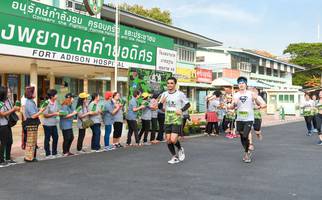 BIB: 1836, 1512
                            <button type="button" onclick="openModal(3740220)" class="btn btn-primary btn-sm float-right btn-popup" data-toggle="modal" data-target=".modal-high-quality">
                        <i class="fas fa-shopping-cart"></i> Add to Cart
                    </button>
                                            <button type="button" onclick="isThisMe(3740220, true)" class="btn btn-success btn-sm float-right btn-popup btn-isme hidden" data-toggle="tooltip" data-placement="bottom" title="นี่คือรูปของคุณใช่ไหม คลิกที่นี่เพื่อเอาเข้าอัลบั้ม">
                        <i class="fas fa-plus"></i> Add to album
                    </button>
                    <button type="button" onclick="isThisMe(3740220, false)" class="btn btn-warning btn-sm float-right btn-popup btn-isnotme hidden">
                        <i class="fas fa-ban"></i> Remove from album
                    </button>