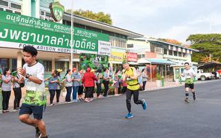 BIB: 2413, 1568, 2508
                            <button type="button" onclick="openModal(3695688)" class="btn btn-primary btn-sm float-right btn-popup" data-toggle="modal" data-target=".modal-high-quality">
                        <i class="fas fa-shopping-cart"></i> Add to Cart
                    </button>
                                            <button type="button" onclick="isThisMe(3695688, true)" class="btn btn-success btn-sm float-right btn-popup btn-isme hidden" data-toggle="tooltip" data-placement="bottom" title="นี่คือรูปของคุณใช่ไหม คลิกที่นี่เพื่อเอาเข้าอัลบั้ม">
                        <i class="fas fa-plus"></i> Add to album
                    </button>
                    <button type="button" onclick="isThisMe(3695688, false)" class="btn btn-warning btn-sm float-right btn-popup btn-isnotme hidden">
                        <i class="fas fa-ban"></i> Remove from album
                    </button>