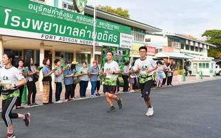 BIB: 474
                            <button type="button" onclick="openModal(3696255)" class="btn btn-primary btn-sm float-right btn-popup" data-toggle="modal" data-target=".modal-high-quality">
                        <i class="fas fa-shopping-cart"></i> Add to Cart
                    </button>
                                            <button type="button" onclick="isThisMe(3696255, true)" class="btn btn-success btn-sm float-right btn-popup btn-isme hidden" data-toggle="tooltip" data-placement="bottom" title="นี่คือรูปของคุณใช่ไหม คลิกที่นี่เพื่อเอาเข้าอัลบั้ม">
                        <i class="fas fa-plus"></i> Add to album
                    </button>
                    <button type="button" onclick="isThisMe(3696255, false)" class="btn btn-warning btn-sm float-right btn-popup btn-isnotme hidden">
                        <i class="fas fa-ban"></i> Remove from album
                    </button>