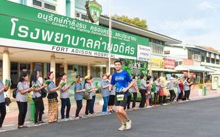 BIB: 1981
                            <button type="button" onclick="openModal(3696578)" class="btn btn-primary btn-sm float-right btn-popup" data-toggle="modal" data-target=".modal-high-quality">
                        <i class="fas fa-shopping-cart"></i> Add to Cart
                    </button>
                                            <button type="button" onclick="isThisMe(3696578, true)" class="btn btn-success btn-sm float-right btn-popup btn-isme hidden" data-toggle="tooltip" data-placement="bottom" title="นี่คือรูปของคุณใช่ไหม คลิกที่นี่เพื่อเอาเข้าอัลบั้ม">
                        <i class="fas fa-plus"></i> Add to album
                    </button>
                    <button type="button" onclick="isThisMe(3696578, false)" class="btn btn-warning btn-sm float-right btn-popup btn-isnotme hidden">
                        <i class="fas fa-ban"></i> Remove from album
                    </button>