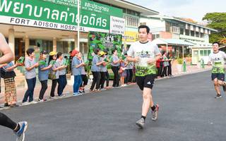 BIB: 1275
                            <button type="button" onclick="openModal(3696469)" class="btn btn-primary btn-sm float-right btn-popup" data-toggle="modal" data-target=".modal-high-quality">
                        <i class="fas fa-shopping-cart"></i> Add to Cart
                    </button>
                                            <button type="button" onclick="isThisMe(3696469, true)" class="btn btn-success btn-sm float-right btn-popup btn-isme hidden" data-toggle="tooltip" data-placement="bottom" title="นี่คือรูปของคุณใช่ไหม คลิกที่นี่เพื่อเอาเข้าอัลบั้ม">
                        <i class="fas fa-plus"></i> Add to album
                    </button>
                    <button type="button" onclick="isThisMe(3696469, false)" class="btn btn-warning btn-sm float-right btn-popup btn-isnotme hidden">
                        <i class="fas fa-ban"></i> Remove from album
                    </button>