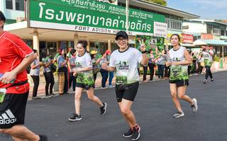 BIB: 118
                            <button type="button" onclick="openModal(3754549)" class="btn btn-primary btn-sm float-right btn-popup" data-toggle="modal" data-target=".modal-high-quality">
                        <i class="fas fa-shopping-cart"></i> Add to Cart
                    </button>
                                            <button type="button" onclick="isThisMe(3754549, true)" class="btn btn-success btn-sm float-right btn-popup btn-isme hidden" data-toggle="tooltip" data-placement="bottom" title="นี่คือรูปของคุณใช่ไหม คลิกที่นี่เพื่อเอาเข้าอัลบั้ม">
                        <i class="fas fa-plus"></i> Add to album
                    </button>
                    <button type="button" onclick="isThisMe(3754549, false)" class="btn btn-warning btn-sm float-right btn-popup btn-isnotme hidden">
                        <i class="fas fa-ban"></i> Remove from album
                    </button>