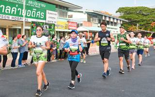 BIB: 698
                            <button type="button" onclick="openModal(3740283)" class="btn btn-primary btn-sm float-right btn-popup" data-toggle="modal" data-target=".modal-high-quality">
                        <i class="fas fa-shopping-cart"></i> Add to Cart
                    </button>
                                            <button type="button" onclick="isThisMe(3740283, true)" class="btn btn-success btn-sm float-right btn-popup btn-isme hidden" data-toggle="tooltip" data-placement="bottom" title="นี่คือรูปของคุณใช่ไหม คลิกที่นี่เพื่อเอาเข้าอัลบั้ม">
                        <i class="fas fa-plus"></i> Add to album
                    </button>
                    <button type="button" onclick="isThisMe(3740283, false)" class="btn btn-warning btn-sm float-right btn-popup btn-isnotme hidden">
                        <i class="fas fa-ban"></i> Remove from album
                    </button>