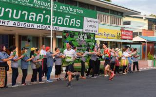 BIB: 2431, 2903
                            <button type="button" onclick="openModal(3695051)" class="btn btn-primary btn-sm float-right btn-popup" data-toggle="modal" data-target=".modal-high-quality">
                        <i class="fas fa-shopping-cart"></i> Add to Cart
                    </button>
                                            <button type="button" onclick="isThisMe(3695051, true)" class="btn btn-success btn-sm float-right btn-popup btn-isme hidden" data-toggle="tooltip" data-placement="bottom" title="นี่คือรูปของคุณใช่ไหม คลิกที่นี่เพื่อเอาเข้าอัลบั้ม">
                        <i class="fas fa-plus"></i> Add to album
                    </button>
                    <button type="button" onclick="isThisMe(3695051, false)" class="btn btn-warning btn-sm float-right btn-popup btn-isnotme hidden">
                        <i class="fas fa-ban"></i> Remove from album
                    </button>