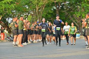 BIB: 1634, 1623
                            <button type="button" onclick="openModal(3726898)" class="btn btn-primary btn-sm float-right btn-popup" data-toggle="modal" data-target=".modal-high-quality">
                        <i class="fas fa-shopping-cart"></i> Add to Cart
                    </button>
                                            <button type="button" onclick="isThisMe(3726898, true)" class="btn btn-success btn-sm float-right btn-popup btn-isme hidden" data-toggle="tooltip" data-placement="bottom" title="นี่คือรูปของคุณใช่ไหม คลิกที่นี่เพื่อเอาเข้าอัลบั้ม">
                        <i class="fas fa-plus"></i> Add to album
                    </button>
                    <button type="button" onclick="isThisMe(3726898, false)" class="btn btn-warning btn-sm float-right btn-popup btn-isnotme hidden">
                        <i class="fas fa-ban"></i> Remove from album
                    </button>