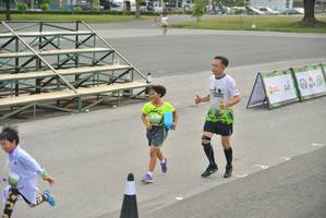 BIB: 
                            <button type="button" onclick="openModal(3727877)" class="btn btn-primary btn-sm float-right btn-popup" data-toggle="modal" data-target=".modal-high-quality">
                        <i class="fas fa-shopping-cart"></i> Add to Cart
                    </button>
                                            <button type="button" onclick="isThisMe(3727877, true)" class="btn btn-success btn-sm float-right btn-popup btn-isme hidden" data-toggle="tooltip" data-placement="bottom" title="นี่คือรูปของคุณใช่ไหม คลิกที่นี่เพื่อเอาเข้าอัลบั้ม">
                        <i class="fas fa-plus"></i> Add to album
                    </button>
                    <button type="button" onclick="isThisMe(3727877, false)" class="btn btn-warning btn-sm float-right btn-popup btn-isnotme hidden">
                        <i class="fas fa-ban"></i> Remove from album
                    </button>