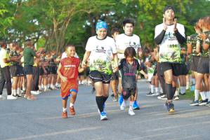 BIB: 1894
                            <button type="button" onclick="openModal(3726955)" class="btn btn-primary btn-sm float-right btn-popup" data-toggle="modal" data-target=".modal-high-quality">
                        <i class="fas fa-shopping-cart"></i> Add to Cart
                    </button>
                                            <button type="button" onclick="isThisMe(3726955, true)" class="btn btn-success btn-sm float-right btn-popup btn-isme hidden" data-toggle="tooltip" data-placement="bottom" title="นี่คือรูปของคุณใช่ไหม คลิกที่นี่เพื่อเอาเข้าอัลบั้ม">
                        <i class="fas fa-plus"></i> Add to album
                    </button>
                    <button type="button" onclick="isThisMe(3726955, false)" class="btn btn-warning btn-sm float-right btn-popup btn-isnotme hidden">
                        <i class="fas fa-ban"></i> Remove from album
                    </button>