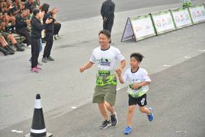 BIB: 
                            <button type="button" onclick="openModal(3727577)" class="btn btn-primary btn-sm float-right btn-popup" data-toggle="modal" data-target=".modal-high-quality">
                        <i class="fas fa-shopping-cart"></i> Add to Cart
                    </button>
                                            <button type="button" onclick="isThisMe(3727577, true)" class="btn btn-success btn-sm float-right btn-popup btn-isme hidden" data-toggle="tooltip" data-placement="bottom" title="นี่คือรูปของคุณใช่ไหม คลิกที่นี่เพื่อเอาเข้าอัลบั้ม">
                        <i class="fas fa-plus"></i> Add to album
                    </button>
                    <button type="button" onclick="isThisMe(3727577, false)" class="btn btn-warning btn-sm float-right btn-popup btn-isnotme hidden">
                        <i class="fas fa-ban"></i> Remove from album
                    </button>