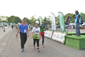 BIB: 1684, 999
                            <button type="button" onclick="openModal(3727957)" class="btn btn-primary btn-sm float-right btn-popup" data-toggle="modal" data-target=".modal-high-quality">
                        <i class="fas fa-shopping-cart"></i> Add to Cart
                    </button>
                                            <button type="button" onclick="isThisMe(3727957, true)" class="btn btn-success btn-sm float-right btn-popup btn-isme hidden" data-toggle="tooltip" data-placement="bottom" title="นี่คือรูปของคุณใช่ไหม คลิกที่นี่เพื่อเอาเข้าอัลบั้ม">
                        <i class="fas fa-plus"></i> Add to album
                    </button>
                    <button type="button" onclick="isThisMe(3727957, false)" class="btn btn-warning btn-sm float-right btn-popup btn-isnotme hidden">
                        <i class="fas fa-ban"></i> Remove from album
                    </button>