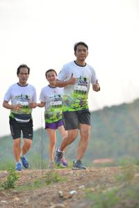 BIB: 198
                            <button type="button" onclick="openModal(3725467)" class="btn btn-primary btn-sm float-right btn-popup" data-toggle="modal" data-target=".modal-high-quality">
                        <i class="fas fa-shopping-cart"></i> Add to Cart
                    </button>
                                            <button type="button" onclick="isThisMe(3725467, true)" class="btn btn-success btn-sm float-right btn-popup btn-isme hidden" data-toggle="tooltip" data-placement="bottom" title="นี่คือรูปของคุณใช่ไหม คลิกที่นี่เพื่อเอาเข้าอัลบั้ม">
                        <i class="fas fa-plus"></i> Add to album
                    </button>
                    <button type="button" onclick="isThisMe(3725467, false)" class="btn btn-warning btn-sm float-right btn-popup btn-isnotme hidden">
                        <i class="fas fa-ban"></i> Remove from album
                    </button>