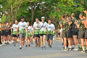 BIB: 898
                            <button type="button" onclick="openModal(3726904)" class="btn btn-primary btn-sm float-right btn-popup" data-toggle="modal" data-target=".modal-high-quality">
                        <i class="fas fa-shopping-cart"></i> Add to Cart
                    </button>
                                            <button type="button" onclick="isThisMe(3726904, true)" class="btn btn-success btn-sm float-right btn-popup btn-isme hidden" data-toggle="tooltip" data-placement="bottom" title="นี่คือรูปของคุณใช่ไหม คลิกที่นี่เพื่อเอาเข้าอัลบั้ม">
                        <i class="fas fa-plus"></i> Add to album
                    </button>
                    <button type="button" onclick="isThisMe(3726904, false)" class="btn btn-warning btn-sm float-right btn-popup btn-isnotme hidden">
                        <i class="fas fa-ban"></i> Remove from album
                    </button>