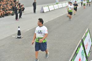 BIB: 2861
                            <button type="button" onclick="openModal(3727595)" class="btn btn-primary btn-sm float-right btn-popup" data-toggle="modal" data-target=".modal-high-quality">
                        <i class="fas fa-shopping-cart"></i> Add to Cart
                    </button>
                                            <button type="button" onclick="isThisMe(3727595, true)" class="btn btn-success btn-sm float-right btn-popup btn-isme hidden" data-toggle="tooltip" data-placement="bottom" title="นี่คือรูปของคุณใช่ไหม คลิกที่นี่เพื่อเอาเข้าอัลบั้ม">
                        <i class="fas fa-plus"></i> Add to album
                    </button>
                    <button type="button" onclick="isThisMe(3727595, false)" class="btn btn-warning btn-sm float-right btn-popup btn-isnotme hidden">
                        <i class="fas fa-ban"></i> Remove from album
                    </button>