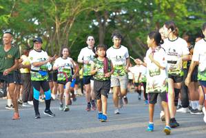 BIB: 
                            <button type="button" onclick="openModal(3726938)" class="btn btn-primary btn-sm float-right btn-popup" data-toggle="modal" data-target=".modal-high-quality">
                        <i class="fas fa-shopping-cart"></i> Add to Cart
                    </button>
                                            <button type="button" onclick="isThisMe(3726938, true)" class="btn btn-success btn-sm float-right btn-popup btn-isme hidden" data-toggle="tooltip" data-placement="bottom" title="นี่คือรูปของคุณใช่ไหม คลิกที่นี่เพื่อเอาเข้าอัลบั้ม">
                        <i class="fas fa-plus"></i> Add to album
                    </button>
                    <button type="button" onclick="isThisMe(3726938, false)" class="btn btn-warning btn-sm float-right btn-popup btn-isnotme hidden">
                        <i class="fas fa-ban"></i> Remove from album
                    </button>