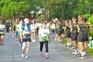 BIB: 817
                            <button type="button" onclick="openModal(3726987)" class="btn btn-primary btn-sm float-right btn-popup" data-toggle="modal" data-target=".modal-high-quality">
                        <i class="fas fa-shopping-cart"></i> Add to Cart
                    </button>
                                            <button type="button" onclick="isThisMe(3726987, true)" class="btn btn-success btn-sm float-right btn-popup btn-isme hidden" data-toggle="tooltip" data-placement="bottom" title="นี่คือรูปของคุณใช่ไหม คลิกที่นี่เพื่อเอาเข้าอัลบั้ม">
                        <i class="fas fa-plus"></i> Add to album
                    </button>
                    <button type="button" onclick="isThisMe(3726987, false)" class="btn btn-warning btn-sm float-right btn-popup btn-isnotme hidden">
                        <i class="fas fa-ban"></i> Remove from album
                    </button>