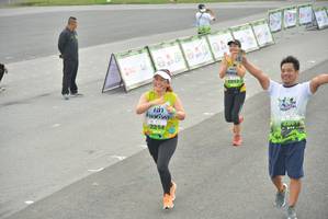 BIB: 2213, 2214
                            <button type="button" onclick="openModal(3727587)" class="btn btn-primary btn-sm float-right btn-popup" data-toggle="modal" data-target=".modal-high-quality">
                        <i class="fas fa-shopping-cart"></i> Add to Cart
                    </button>
                                            <button type="button" onclick="isThisMe(3727587, true)" class="btn btn-success btn-sm float-right btn-popup btn-isme hidden" data-toggle="tooltip" data-placement="bottom" title="นี่คือรูปของคุณใช่ไหม คลิกที่นี่เพื่อเอาเข้าอัลบั้ม">
                        <i class="fas fa-plus"></i> Add to album
                    </button>
                    <button type="button" onclick="isThisMe(3727587, false)" class="btn btn-warning btn-sm float-right btn-popup btn-isnotme hidden">
                        <i class="fas fa-ban"></i> Remove from album
                    </button>