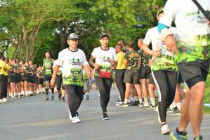 BIB: 513, 897
                            <button type="button" onclick="openModal(3726929)" class="btn btn-primary btn-sm float-right btn-popup" data-toggle="modal" data-target=".modal-high-quality">
                        <i class="fas fa-shopping-cart"></i> Add to Cart
                    </button>
                                            <button type="button" onclick="isThisMe(3726929, true)" class="btn btn-success btn-sm float-right btn-popup btn-isme hidden" data-toggle="tooltip" data-placement="bottom" title="นี่คือรูปของคุณใช่ไหม คลิกที่นี่เพื่อเอาเข้าอัลบั้ม">
                        <i class="fas fa-plus"></i> Add to album
                    </button>
                    <button type="button" onclick="isThisMe(3726929, false)" class="btn btn-warning btn-sm float-right btn-popup btn-isnotme hidden">
                        <i class="fas fa-ban"></i> Remove from album
                    </button>