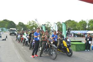 BIB: 
                            <button type="button" onclick="openModal(3727985)" class="btn btn-primary btn-sm float-right btn-popup" data-toggle="modal" data-target=".modal-high-quality">
                        <i class="fas fa-shopping-cart"></i> Add to Cart
                    </button>
                                            <button type="button" onclick="isThisMe(3727985, true)" class="btn btn-success btn-sm float-right btn-popup btn-isme hidden" data-toggle="tooltip" data-placement="bottom" title="นี่คือรูปของคุณใช่ไหม คลิกที่นี่เพื่อเอาเข้าอัลบั้ม">
                        <i class="fas fa-plus"></i> Add to album
                    </button>
                    <button type="button" onclick="isThisMe(3727985, false)" class="btn btn-warning btn-sm float-right btn-popup btn-isnotme hidden">
                        <i class="fas fa-ban"></i> Remove from album
                    </button>