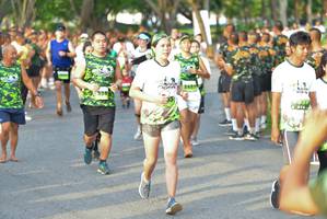 BIB: 1365
                            <button type="button" onclick="openModal(3727077)" class="btn btn-primary btn-sm float-right btn-popup" data-toggle="modal" data-target=".modal-high-quality">
                        <i class="fas fa-shopping-cart"></i> Add to Cart
                    </button>
                                            <button type="button" onclick="isThisMe(3727077, true)" class="btn btn-success btn-sm float-right btn-popup btn-isme hidden" data-toggle="tooltip" data-placement="bottom" title="นี่คือรูปของคุณใช่ไหม คลิกที่นี่เพื่อเอาเข้าอัลบั้ม">
                        <i class="fas fa-plus"></i> Add to album
                    </button>
                    <button type="button" onclick="isThisMe(3727077, false)" class="btn btn-warning btn-sm float-right btn-popup btn-isnotme hidden">
                        <i class="fas fa-ban"></i> Remove from album
                    </button>