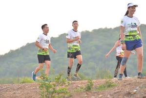 BIB: 2071, 2065
                            <button type="button" onclick="openModal(3726081)" class="btn btn-primary btn-sm float-right btn-popup" data-toggle="modal" data-target=".modal-high-quality">
                        <i class="fas fa-shopping-cart"></i> Add to Cart
                    </button>
                                            <button type="button" onclick="isThisMe(3726081, true)" class="btn btn-success btn-sm float-right btn-popup btn-isme hidden" data-toggle="tooltip" data-placement="bottom" title="นี่คือรูปของคุณใช่ไหม คลิกที่นี่เพื่อเอาเข้าอัลบั้ม">
                        <i class="fas fa-plus"></i> Add to album
                    </button>
                    <button type="button" onclick="isThisMe(3726081, false)" class="btn btn-warning btn-sm float-right btn-popup btn-isnotme hidden">
                        <i class="fas fa-ban"></i> Remove from album
                    </button>