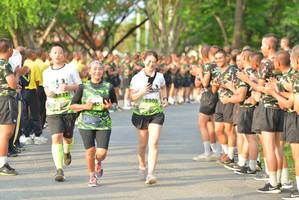 BIB: 1822, 2303
                            <button type="button" onclick="openModal(3727320)" class="btn btn-primary btn-sm float-right btn-popup" data-toggle="modal" data-target=".modal-high-quality">
                        <i class="fas fa-shopping-cart"></i> Add to Cart
                    </button>
                                            <button type="button" onclick="isThisMe(3727320, true)" class="btn btn-success btn-sm float-right btn-popup btn-isme hidden" data-toggle="tooltip" data-placement="bottom" title="นี่คือรูปของคุณใช่ไหม คลิกที่นี่เพื่อเอาเข้าอัลบั้ม">
                        <i class="fas fa-plus"></i> Add to album
                    </button>
                    <button type="button" onclick="isThisMe(3727320, false)" class="btn btn-warning btn-sm float-right btn-popup btn-isnotme hidden">
                        <i class="fas fa-ban"></i> Remove from album
                    </button>