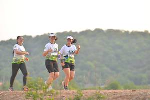 BIB: 2033
                            <button type="button" onclick="openModal(3726591)" class="btn btn-primary btn-sm float-right btn-popup" data-toggle="modal" data-target=".modal-high-quality">
                        <i class="fas fa-shopping-cart"></i> Add to Cart
                    </button>
                                            <button type="button" onclick="isThisMe(3726591, true)" class="btn btn-success btn-sm float-right btn-popup btn-isme hidden" data-toggle="tooltip" data-placement="bottom" title="นี่คือรูปของคุณใช่ไหม คลิกที่นี่เพื่อเอาเข้าอัลบั้ม">
                        <i class="fas fa-plus"></i> Add to album
                    </button>
                    <button type="button" onclick="isThisMe(3726591, false)" class="btn btn-warning btn-sm float-right btn-popup btn-isnotme hidden">
                        <i class="fas fa-ban"></i> Remove from album
                    </button>