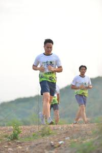 BIB: 1321
                            <button type="button" onclick="openModal(3725496)" class="btn btn-primary btn-sm float-right btn-popup" data-toggle="modal" data-target=".modal-high-quality">
                        <i class="fas fa-shopping-cart"></i> Add to Cart
                    </button>
                                            <button type="button" onclick="isThisMe(3725496, true)" class="btn btn-success btn-sm float-right btn-popup btn-isme hidden" data-toggle="tooltip" data-placement="bottom" title="นี่คือรูปของคุณใช่ไหม คลิกที่นี่เพื่อเอาเข้าอัลบั้ม">
                        <i class="fas fa-plus"></i> Add to album
                    </button>
                    <button type="button" onclick="isThisMe(3725496, false)" class="btn btn-warning btn-sm float-right btn-popup btn-isnotme hidden">
                        <i class="fas fa-ban"></i> Remove from album
                    </button>