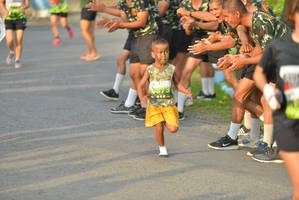 BIB: 873
                            <button type="button" onclick="openModal(3727129)" class="btn btn-primary btn-sm float-right btn-popup" data-toggle="modal" data-target=".modal-high-quality">
                        <i class="fas fa-shopping-cart"></i> Add to Cart
                    </button>
                                            <button type="button" onclick="isThisMe(3727129, true)" class="btn btn-success btn-sm float-right btn-popup btn-isme hidden" data-toggle="tooltip" data-placement="bottom" title="นี่คือรูปของคุณใช่ไหม คลิกที่นี่เพื่อเอาเข้าอัลบั้ม">
                        <i class="fas fa-plus"></i> Add to album
                    </button>
                    <button type="button" onclick="isThisMe(3727129, false)" class="btn btn-warning btn-sm float-right btn-popup btn-isnotme hidden">
                        <i class="fas fa-ban"></i> Remove from album
                    </button>