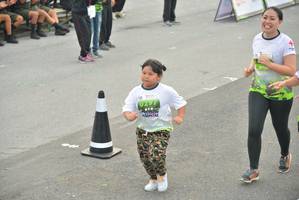 BIB: 297
                            <button type="button" onclick="openModal(3727645)" class="btn btn-primary btn-sm float-right btn-popup" data-toggle="modal" data-target=".modal-high-quality">
                        <i class="fas fa-shopping-cart"></i> Add to Cart
                    </button>
                                            <button type="button" onclick="isThisMe(3727645, true)" class="btn btn-success btn-sm float-right btn-popup btn-isme hidden" data-toggle="tooltip" data-placement="bottom" title="นี่คือรูปของคุณใช่ไหม คลิกที่นี่เพื่อเอาเข้าอัลบั้ม">
                        <i class="fas fa-plus"></i> Add to album
                    </button>
                    <button type="button" onclick="isThisMe(3727645, false)" class="btn btn-warning btn-sm float-right btn-popup btn-isnotme hidden">
                        <i class="fas fa-ban"></i> Remove from album
                    </button>