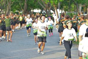 BIB: 1351
                            <button type="button" onclick="openModal(3726972)" class="btn btn-primary btn-sm float-right btn-popup" data-toggle="modal" data-target=".modal-high-quality">
                        <i class="fas fa-shopping-cart"></i> Add to Cart
                    </button>
                                            <button type="button" onclick="isThisMe(3726972, true)" class="btn btn-success btn-sm float-right btn-popup btn-isme hidden" data-toggle="tooltip" data-placement="bottom" title="นี่คือรูปของคุณใช่ไหม คลิกที่นี่เพื่อเอาเข้าอัลบั้ม">
                        <i class="fas fa-plus"></i> Add to album
                    </button>
                    <button type="button" onclick="isThisMe(3726972, false)" class="btn btn-warning btn-sm float-right btn-popup btn-isnotme hidden">
                        <i class="fas fa-ban"></i> Remove from album
                    </button>