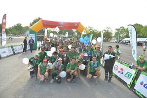 BIB: 999
                            <button type="button" onclick="openModal(3728003)" class="btn btn-primary btn-sm float-right btn-popup" data-toggle="modal" data-target=".modal-high-quality">
                        <i class="fas fa-shopping-cart"></i> Add to Cart
                    </button>
                                            <button type="button" onclick="isThisMe(3728003, true)" class="btn btn-success btn-sm float-right btn-popup btn-isme hidden" data-toggle="tooltip" data-placement="bottom" title="นี่คือรูปของคุณใช่ไหม คลิกที่นี่เพื่อเอาเข้าอัลบั้ม">
                        <i class="fas fa-plus"></i> Add to album
                    </button>
                    <button type="button" onclick="isThisMe(3728003, false)" class="btn btn-warning btn-sm float-right btn-popup btn-isnotme hidden">
                        <i class="fas fa-ban"></i> Remove from album
                    </button>