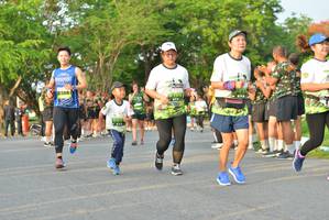 BIB: 100, 99
                            <button type="button" onclick="openModal(3726873)" class="btn btn-primary btn-sm float-right btn-popup" data-toggle="modal" data-target=".modal-high-quality">
                        <i class="fas fa-shopping-cart"></i> Add to Cart
                    </button>
                                            <button type="button" onclick="isThisMe(3726873, true)" class="btn btn-success btn-sm float-right btn-popup btn-isme hidden" data-toggle="tooltip" data-placement="bottom" title="นี่คือรูปของคุณใช่ไหม คลิกที่นี่เพื่อเอาเข้าอัลบั้ม">
                        <i class="fas fa-plus"></i> Add to album
                    </button>
                    <button type="button" onclick="isThisMe(3726873, false)" class="btn btn-warning btn-sm float-right btn-popup btn-isnotme hidden">
                        <i class="fas fa-ban"></i> Remove from album
                    </button>