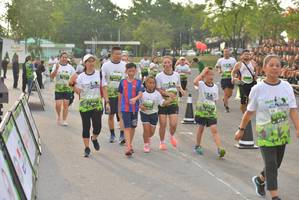 BIB: 
                            <button type="button" onclick="openModal(3727383)" class="btn btn-primary btn-sm float-right btn-popup" data-toggle="modal" data-target=".modal-high-quality">
                        <i class="fas fa-shopping-cart"></i> Add to Cart
                    </button>
                                            <button type="button" onclick="isThisMe(3727383, true)" class="btn btn-success btn-sm float-right btn-popup btn-isme hidden" data-toggle="tooltip" data-placement="bottom" title="นี่คือรูปของคุณใช่ไหม คลิกที่นี่เพื่อเอาเข้าอัลบั้ม">
                        <i class="fas fa-plus"></i> Add to album
                    </button>
                    <button type="button" onclick="isThisMe(3727383, false)" class="btn btn-warning btn-sm float-right btn-popup btn-isnotme hidden">
                        <i class="fas fa-ban"></i> Remove from album
                    </button>